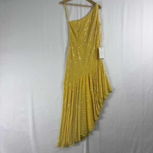 Mac Duggal Dresses & Skirts - Mac Duggal One Shoulder Asymmetrical Hem Dress